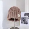 Gorro de Lana de Moda con Letra Parche para Mujer Invierno Nuevo a Prueba de Frío Cálido Gorro de Tejer Versátil Casual Protección para los Oídos Gorro de Punto