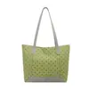 Bolsa de Ombro Transversal Estilo Coreano Nicho para Mulheres 2026 Nova Tendência Fashionable Bolsa de Ombro Único Bolsa de Axila Nicho com Bolinhas