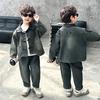 Traje de Mezclilla con Hebilla para Niños Ropa de Primavera y Otoño Conjunto de Dos Piezas Nacional con Estilo Guapo para Niños Ropa de Moda Estilo Occidental para Niños Genial