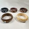 Yong Ge Accesorios Retro Europeo y Americano Tachuelas Redondas de Plata Pulsera Ancha de Madera Maciza Remache de Estrella de Cinco Puntas Poligonal Joyería de Mano al por Mayor