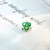 F136 Aleación de Titanio Nuevo Color Pendientes de Flor de Tres Pétalos G23 Titanio Rosca Interna Circonita Joyería para Perforación de Labio, Uña, Lengua Cabeza
