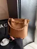 Bolso Cubo Vintage Mate Transfronterizo con un Toque de Lujo, Bolso de Mano de Nicho, Bolso Tote de Moda para Mujer para el Trabajo, Bolso de Mano Pequeño