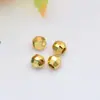 Contas de Cobre Banhado a Ouro 18K com Padrão Laser de Rombos Pequenas Contas Douradas Acessórios para Montagem de Pulseiras de Cristal DIY Contas com Cantos Cortados Disco