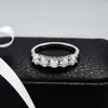 Anillo de Lujo Accesible de Alta Gama Mismo Estilo Anillo de Moissanita Plata 925 Anillo Apilable de Fila de Moissanita para Mujer Venta Caliente Transfronteriza