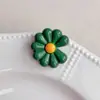 Pintado Goteo de Aceite Agujero Grande Flor Margarita DIY Funda para Teléfono Materiales de Decoración Hechos a Mano Accesorios Coloridos Piezas Pequeñas