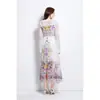 Elegante y a la Moda 2026 Gama Alta Estilo Resort Primavera-Verano Cuello en V Manga Acampanada Encaje Parche Estampado Vestido