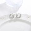 Aretes de circonita de hueso de serpiente de lujo ligero aguja de plata s925 aretes elegantes personalizados nicho aretes de alta gama mujeres venta al por mayor