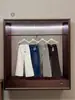 Design retrô estilo coreano, novos jeans de perna larga, cintura alta e que afinam, fáceis de combinar com qualquer roupa