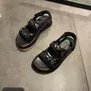 Sandálias Romanas Grossas Estilo Chanel Pequeno Femininas 2026 Temperamento Tendência Verão Novo Velcro Preto Casual Sapatos de Praia
