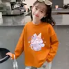 Camiseta de Manga Longa 100% Algodão para Primavera e Outono, Roupa Infantil Solta e Versátil, Camisa para Camadas de Outono e Inverno, Blusa Estampada com Gola Redonda para Meninas