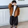 Traje para Niños Primavera y Otoño 2026 Nuevo Estilo Fresco y Elegante Chaqueta Falsa de Dos Piezas para Niños Pantalones Casuales a Cuadros para Niño Pequeño