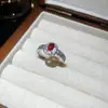 Anel Cruz de Pérola Banhado a Ouro Real Estilo Francês Levemente Luxuoso Anel Simples da Moda para Dedo Indicador Joia Versátil para o Dia a Dia