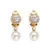 Xinyixinxin Joyería Nueva Europea y Americana Sin Perforaciones para Orejas con Pendientes de Perlas de Imitación de Diamante Acero Inoxidable Chapado en Color Dorado de 18K Retención de Color