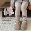 Leggings de niña con lazo, nuevos estilos de primavera y otoño, alta elasticidad, con ribete de volantes, longitud 9/10, venta al por mayor para bebés
