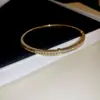 Pulseira quadrada ajustável colorida de zircônia transfronteiriça, pulseira de pulso doce e versátil para o dia a dia, joia de design de luxo leve e de alta qualidade