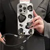 Cordón con Estampado de Leopardo en Cuero Adecuado para Funda de Teléfono Apple 16 Pro Max, 13 Hilo de Plumas, 15 Sensación de Alta Gama, 14 Película Protectora de Lente de Cobertura Total