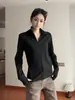Camiseta de terciopelo alemán gris oscuro con cuello semi-alto y manga larga para hombre, cálida para otoño e invierno, ajuste slim, ropa deportiva tipo americano para fitness