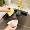 Suporte Drenante de Canto para Aquário Prateleira de Armazenamento Triangular para Pia de Cozinha Canto de Armazenamento Multifuncional com Esponja e Escova Suporte Drenante de Canto