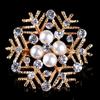 Versão coreana de broche de flor de lapela de guirlanda de pérolas para todas as ocasiões, moda feminina, temperamento, broche de flor, joias requintadas, vendas diretas da fábrica