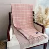 Novo Xale Cachecol de Lã Fina Imitação Xadrez 2025 para Homens e Mulheres, Cachecol Quente e Fashionável de Inverno com Franjas para o Dia a Dia