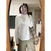 Camiseta básica de manga larga de color liso y estilo coreano para mujer, primavera y otoño, cuello redondo, versátil para ir al trabajo, top casual de algodón puro