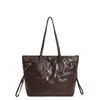 Bolsa Grande com Textura da Moda Personalizada Tendência Outono 2025 Nova Bolsa Tote Casual Feminina de Ombro