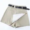 Falda Irregular Color Caqui para Mujeres Menudas Primavera y Otoño 2026 Nueva Falda Pantalón Corta Casual de Cintura Alta Corte A