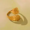 Omaca Anillo Abierto con Textura de Hoja de Acero Inoxidable Europeo y Americano Anillo Redondo Personalizado con Rosca Joyería de Mano Anillos Transfronterizos