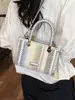 Bolso pequeño cuadrado tejido de estilo étnico con bloques de color y diseño de bolso de mano vintage, adecuado para uso casual, bolso cruzado de nicho para el día a día