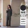 Pijama Feminino de Flanela Espesso Quente com Manga Longa para Inverno Outono e Inverno Tamanho Plus Size Casual Estilo Primavera e Outono Lã Fina Pode Ser Usado Fora de Casa Roupas de Casa