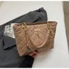 Bolso de Mujer de Gran Capacidad 2025 Nuevo Estilo Coreano Acolchado Bolso de Hombro Bolso de Mano Bordado Bolso de Cadena Elegante Bolso Tote para Mujeres