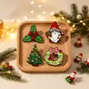 Broches de la serie navideña más vendida transfronteriza, campanas de árbol de Navidad, insignias de dibujos animados, lindos regalos para estudiantes, accesorios para la ropa
