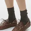 Calcetines Grises con Pelo para Mujer Colocación de Verano Zapatos Pequeños de Cuero Calcetines Blancos de Doble Aguja Estilo Coreano de Caña Media para Verano