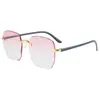 2026 Nueva Tendencia de Moda Europea y Americana Gafas de Sol para Mujer, Sin Marco, Bordes Cortados, Efecto Adelgazante para Caras Grandes, Venta al por Mayor Transfronteriza