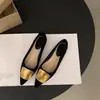 Zapatos Planos Elegantes de Punta Francesa Negros para Mujer Primavera y Otoño 2025 Nuevos Zapatos Retro de Verano y Otoño Poco Profundos para el Trabajo