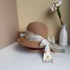 Novo Chapéu de Pescador com Abertura nas Costas Franzida para Mulheres Temporada de Verão Férias Proteção Solar Chapéu de Palha Chapéu de Sol com Laço de Renda