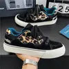 2026 Novos Tênis Casuais Masculinos Estilo Hong Kong Zíper Lateral Patchwork Xadrez Retro Solado Grosso Versátil Tendência Sapatos Masculinos