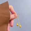 Aretes de semilla de loto huecos color arena dorada, aretes de loto de moda de lujo ligero, aretes de latón electrochapados, venta al por mayor