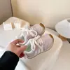 Zapatillas Antideslizantes para Niñas 2026 Primavera/Verano Nuevos Zapatos Casuales para Niños Zapatillas Transpirables para Correr para Niñas Mayores y Estudiantes