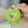 Chaveiro de Pelúcia com Rosto Sorridente e Flor Colorida Boneca Bola de Pelo Fofa Pingente para Bolsa Mochila Carro