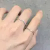Anillo de Acero de Titanio con Micro Diamantes de Ola Simple Estilo Coreano Diseño de Nicho para Mujer Anillo Elegante de Lujo Ligero Accesorios de Moda
