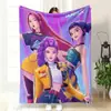 Grupo de Kpop Femenino Cálido Anime Popular para Oficina Siesta Manta Nuevo Producto Temática de Caza Manta de Franela Impresa de Amazon