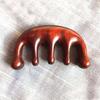 Pente de Massagem Espesso Oito Dentes Pau-Rosa Atacado Chifre de Rinoceronte Seda Dourada Sândalo Verde Pente de Massagem Estilo Chinês Golfinho Massagem Pente de Madeira