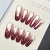 Armadura de Año NuevoElegante y Atmosférico Vidrio Transparente Granate Rojo Perla de Vidrio Ojo de Gato Uñas Artísticas Hechas a Mano Uñas Portátiles Venta al por Mayor