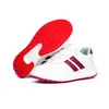 26 Novos Sapatos de Golfe Estilo Coreano, Sapatos Esportivos Antiderrapantes Femininos, Tênis com Travas Fixas e Solas Antiderrapantes, Sapatos Brancos