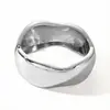 Pulseira Irregular Única para Mulheres, Estilo Europeu e Americano, Bracelete de Metal, Joia Feminina Fashion e Simples