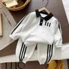 Conjunto de Ropa de Otoño para Niños 2026 Nuevo Estilo Casual para Bebé Conjunto de Dos Piezas Camisa Polo Manga Larga Ropa de Primavera y Otoño para Bebé