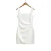 Elegante Vestido de Tirantes Finos Estilo Francés Inspirado en Kendall Jenner para Mujer, Verano 2026, Escote Cuadrado Pura Pasión, Fruncido, Corte Ajustado, Ceñido a la Cintura, Vestido Corto Bodycon