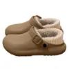 Bolsa Impermeable Zapatillas de Algodón con Tacón para Mujer Ropa Exterior de Invierno 2025 Nuevos Zapatos de Algodón Antideslizantes con Forro de Felpa para Interiores y Hogar para Hombre