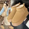 Botas de neve femininas, com sola grossa, inverno 2026, modernas e populares, forradas com fleece e espessadas, botas curtas, sapatos de algodão versáteis e quentes